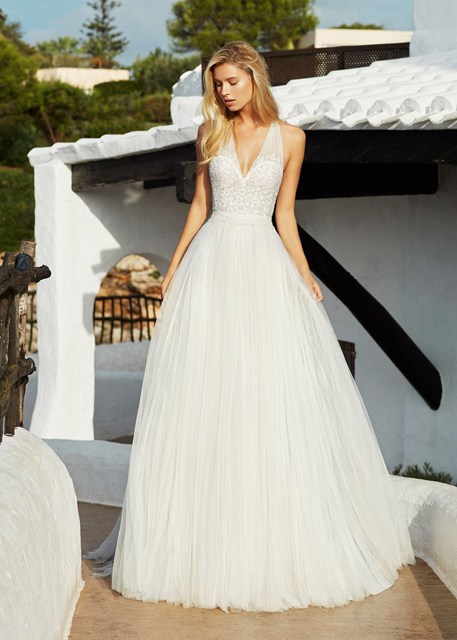 Quanti Wedding Dress